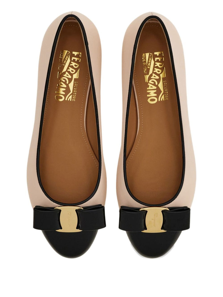 Ferragamo Ballerine Varina in pelle