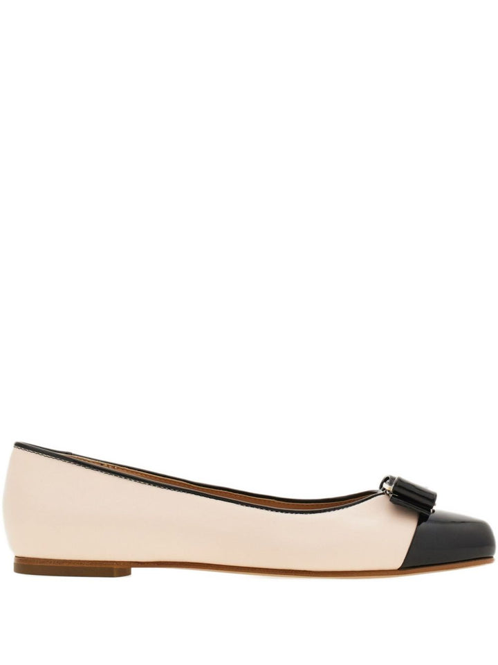 Ferragamo
Ballerine Varina in pelle