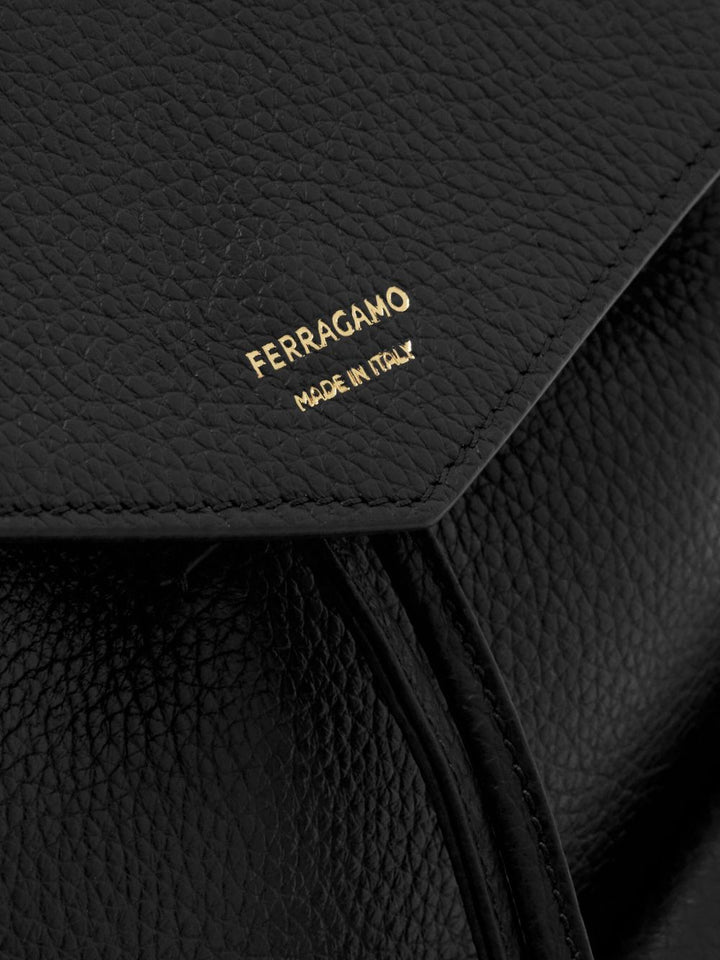 Ferragamo
zaino pelle di vitello