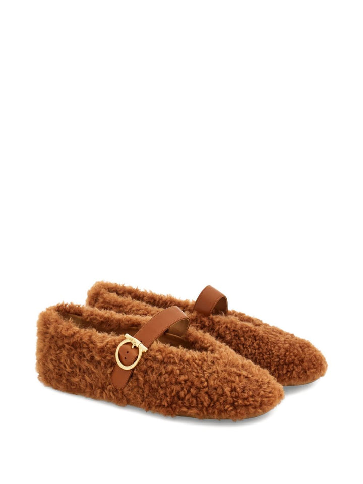 Ferragamo
Ballerine in shearling