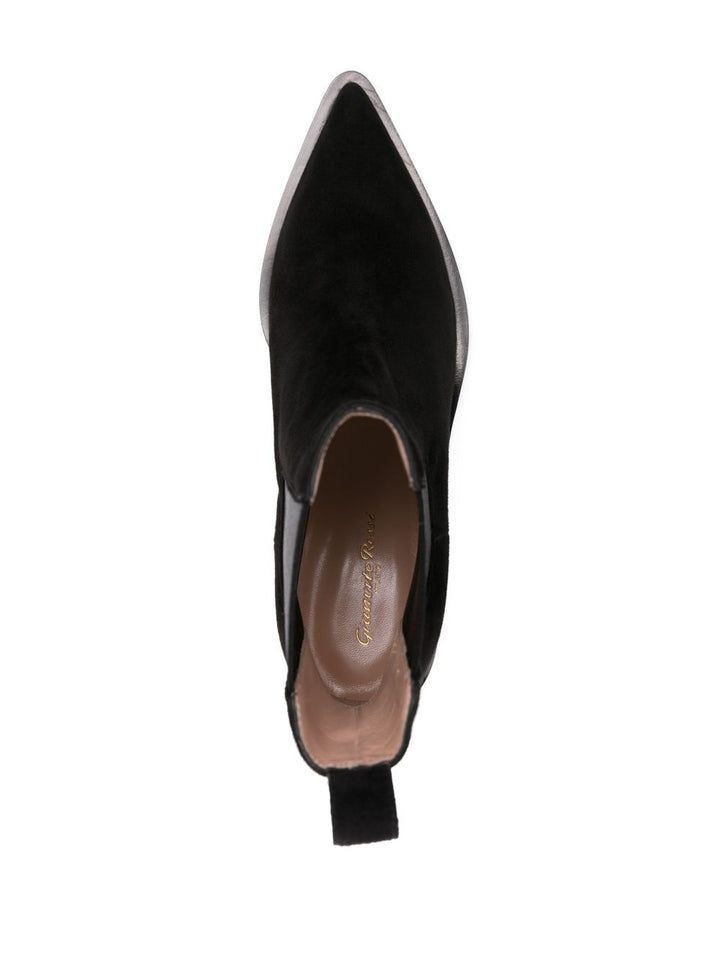 Gianvito Rossi
Stivale pelle scamosciata