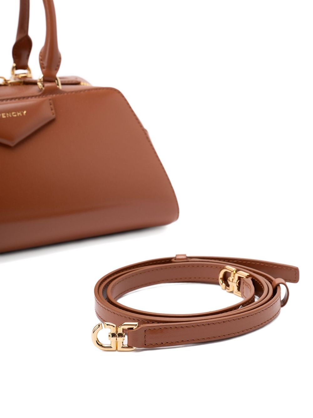 Givenchy
Borsa Antigona East-West piccola