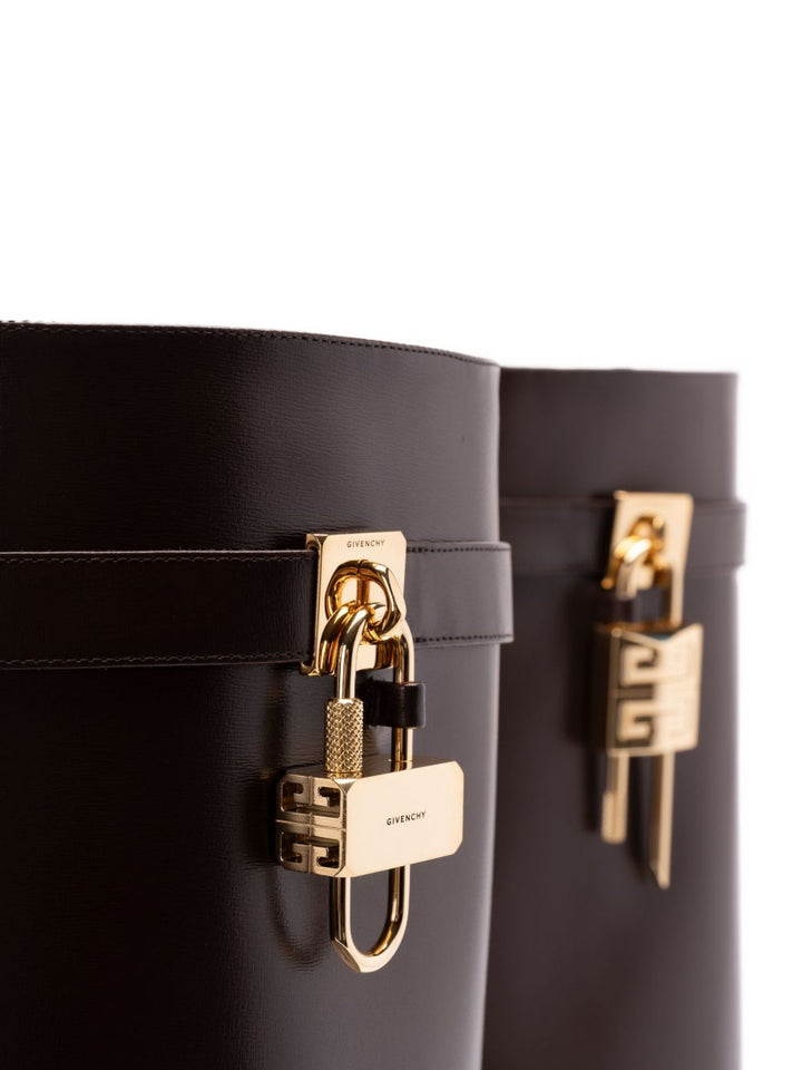 Givenchy
stivali in pelle