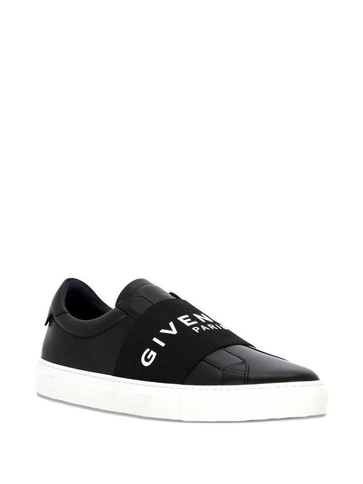 Givenchy
Sneakers City Court