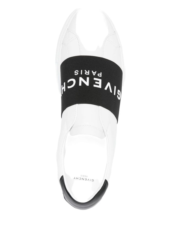 Givenchy
Sneakers City Court