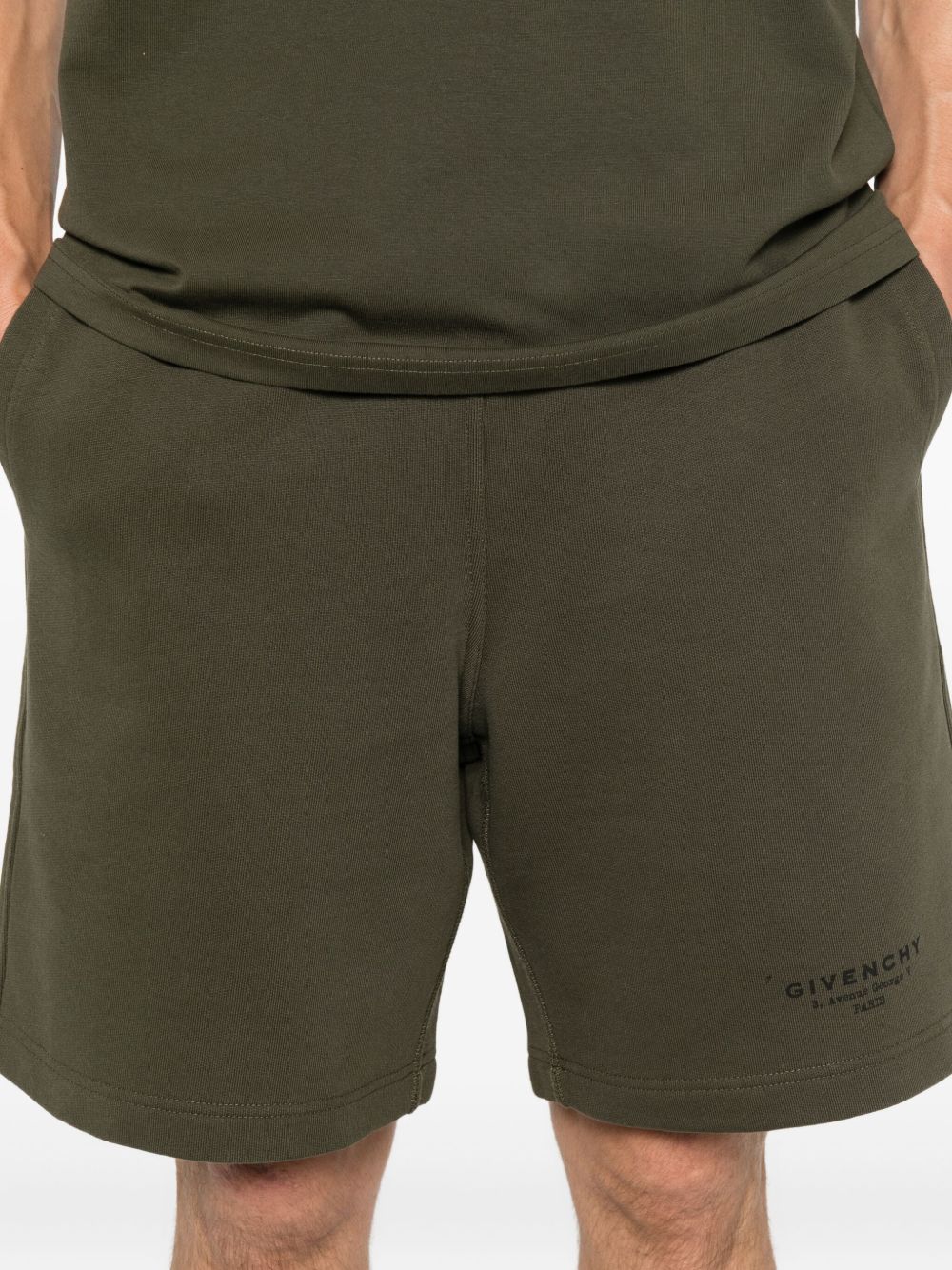 Givenchy
Bermuda in tessuto garzato