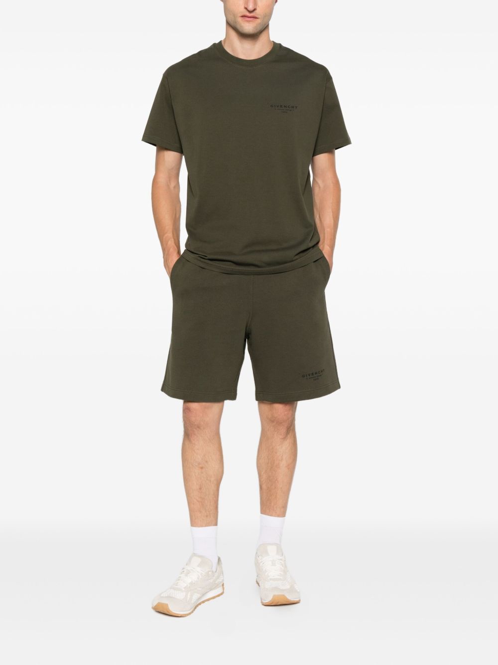 Givenchy
Bermuda in tessuto garzato