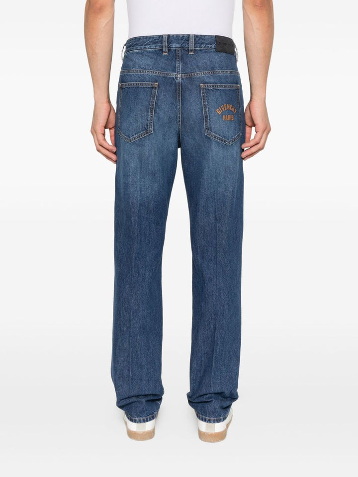 Givenchy
Jeans con ricamo