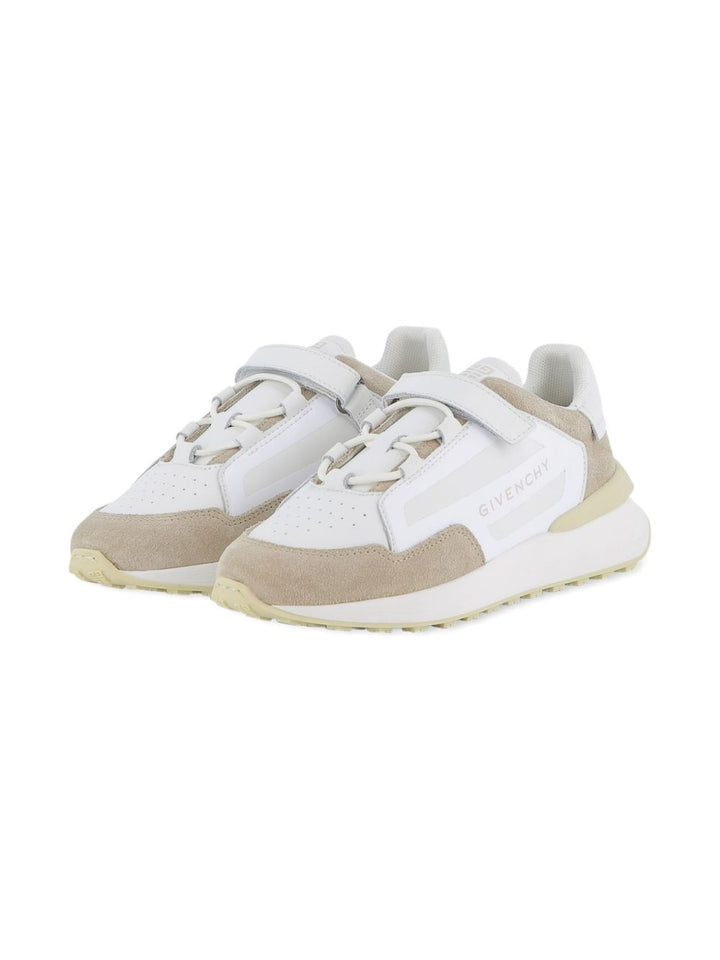 Givenchy Kids
Sneakers Spectre con inserti in pelle scamosciata