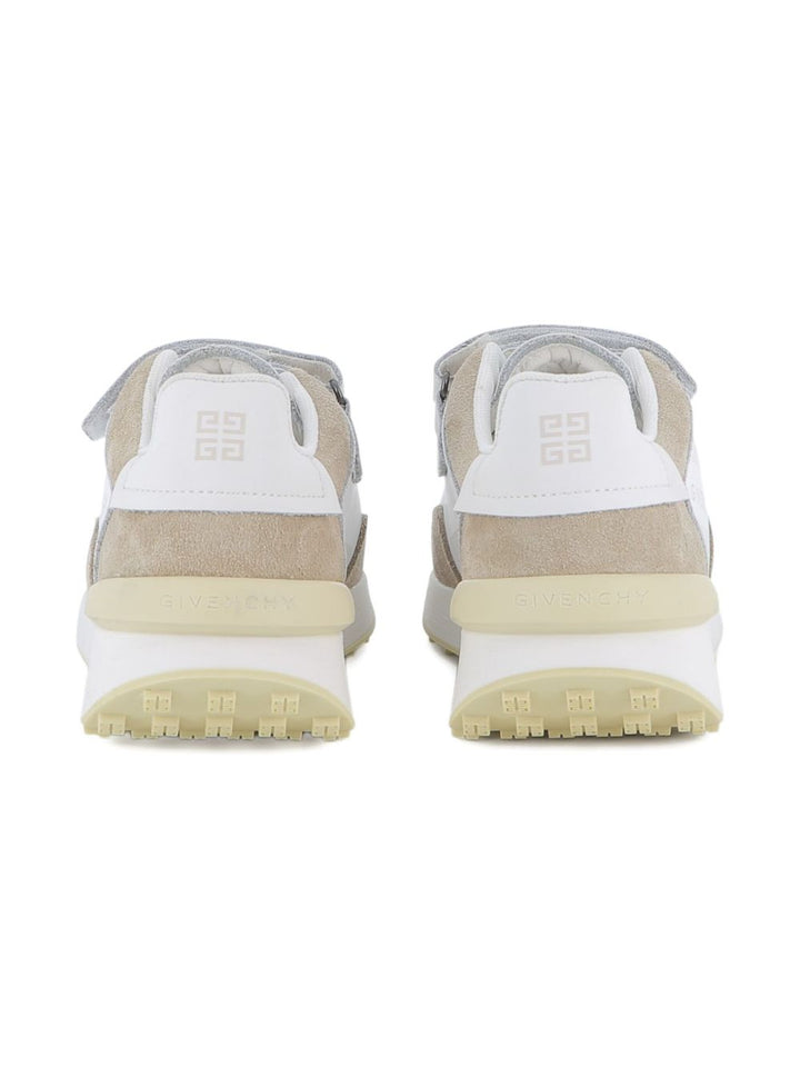 Givenchy Kids
Sneakers Spectre con inserti in pelle scamosciata