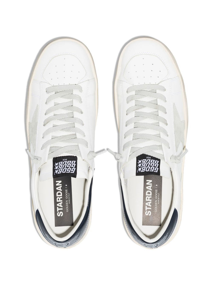 Golden Goose
Sneakers con applicazione