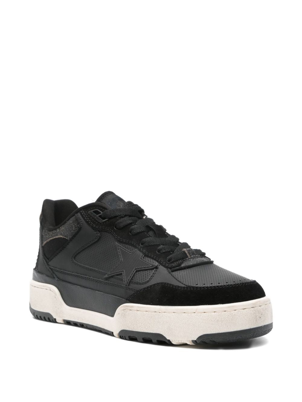 Golden Goose
star-patch trainers