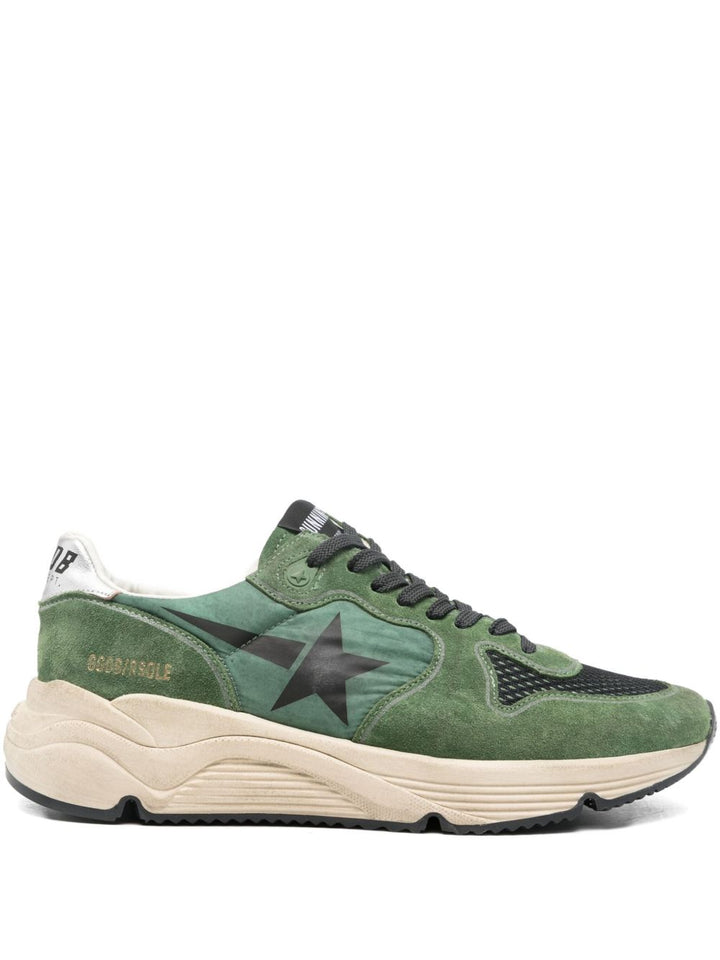 Golden Goose
Sneakers basse in pelle con dettaglio a stella
