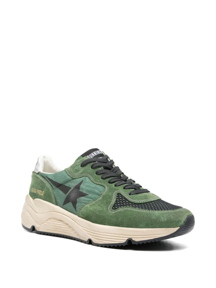 Golden Goose
Sneakers basse in pelle con dettaglio a stella