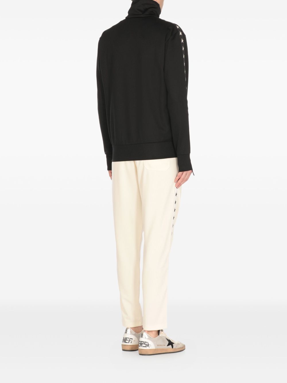 Golden Goose
Maglia nera con collo alto
