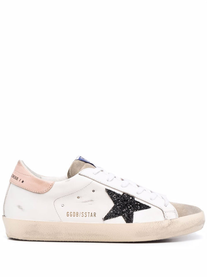 Golden Goose
Sneakers con applicazione