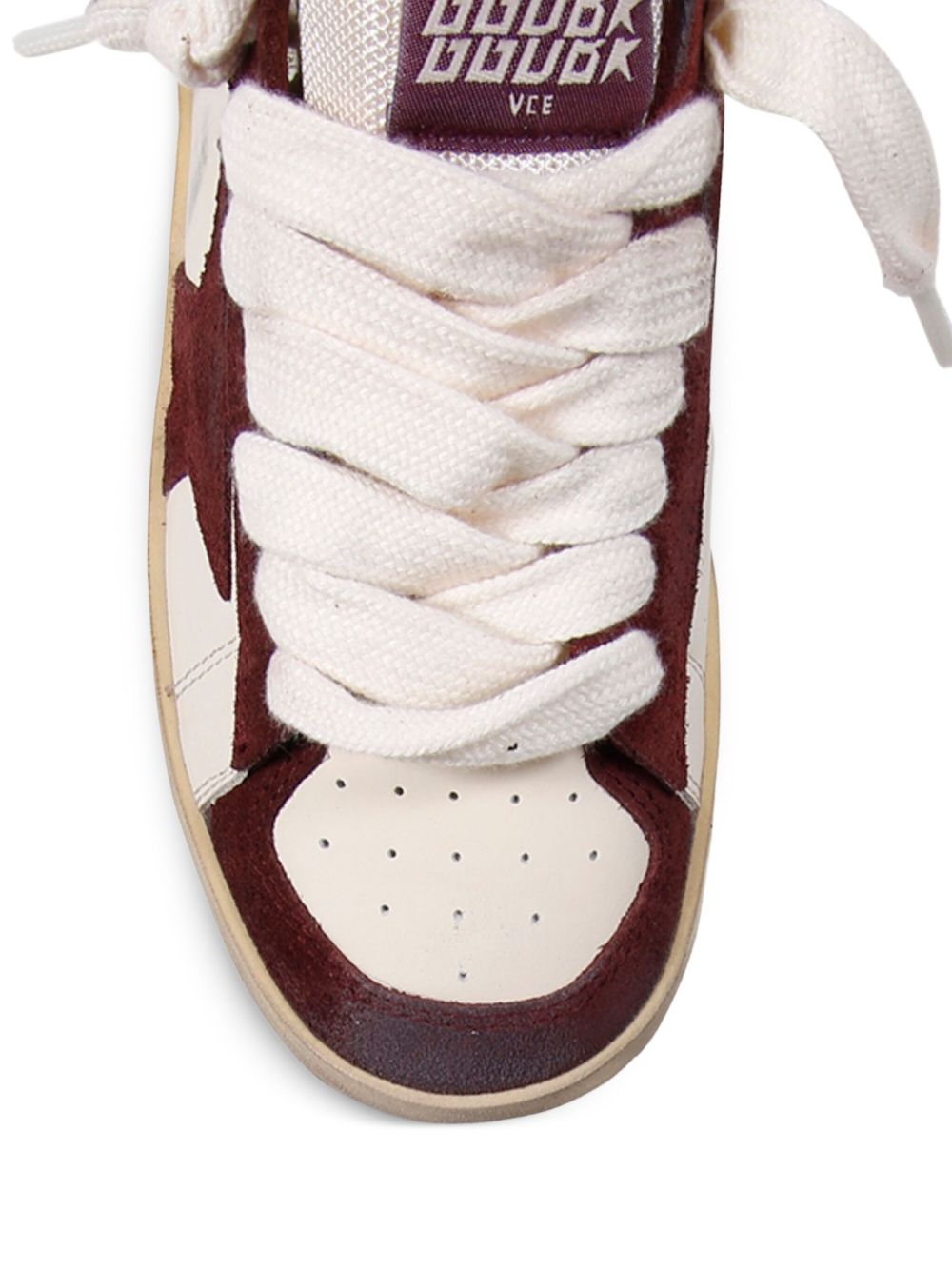 Golden Goose

Sneakers bianche e marroni