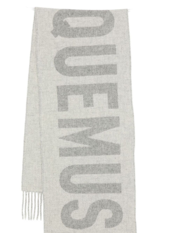 Jacquemus
Sciarpa con frange e logo