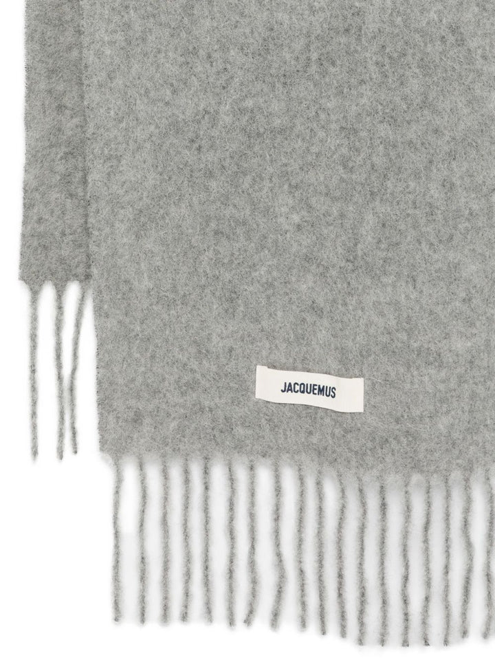 Jacquemus Sciarpa Carro L in Alpaca Grigia