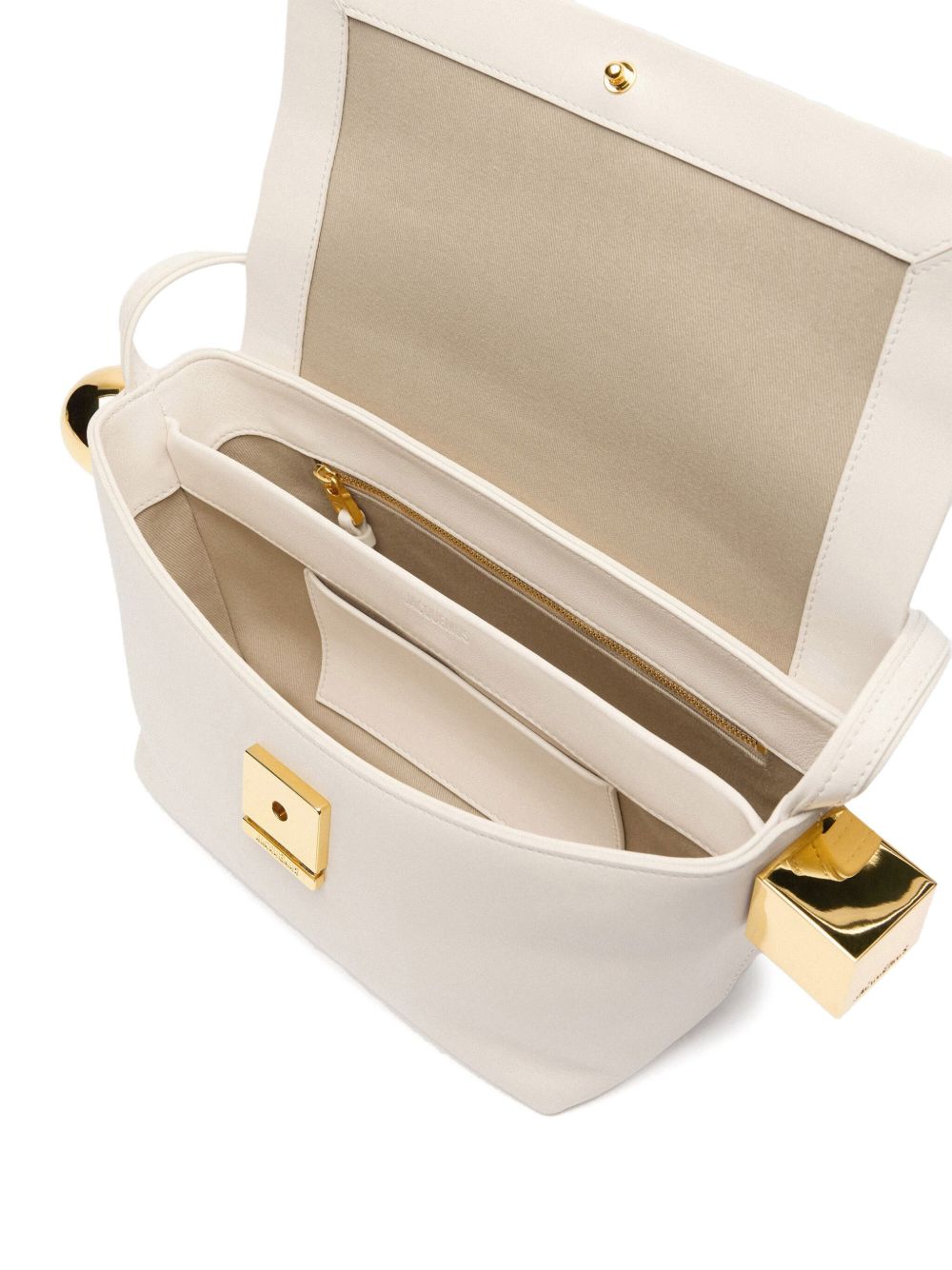 Jacquemus
Il Rond Carré
Borsa a tracolla con patta.