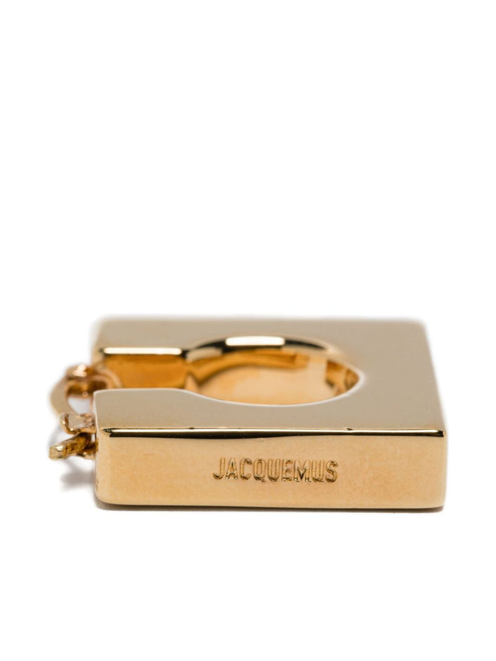 Jacquemus
Gli orecchini rond carré mini asimmetrici