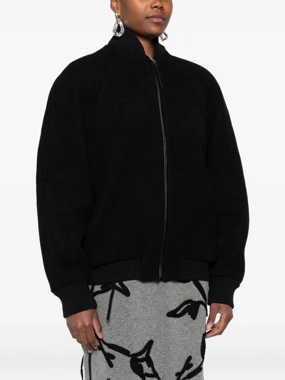 Jacquemus
Bomber nero