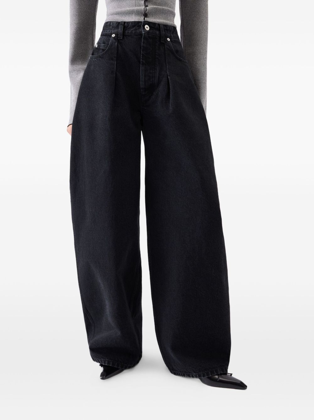 Jacquemus
Jeans a vita alta