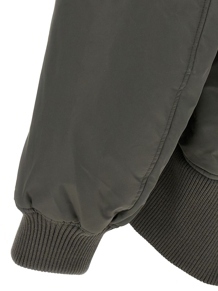 JW Anderson
Bomber con orlo curvo