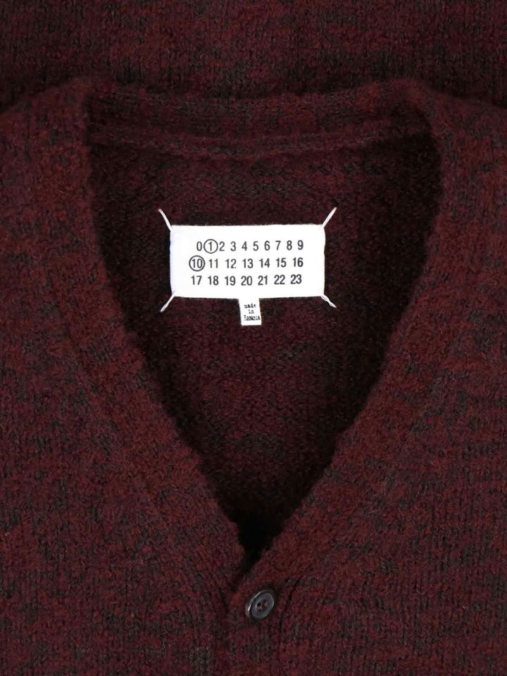 Maison Margiela
Cardigan rosso