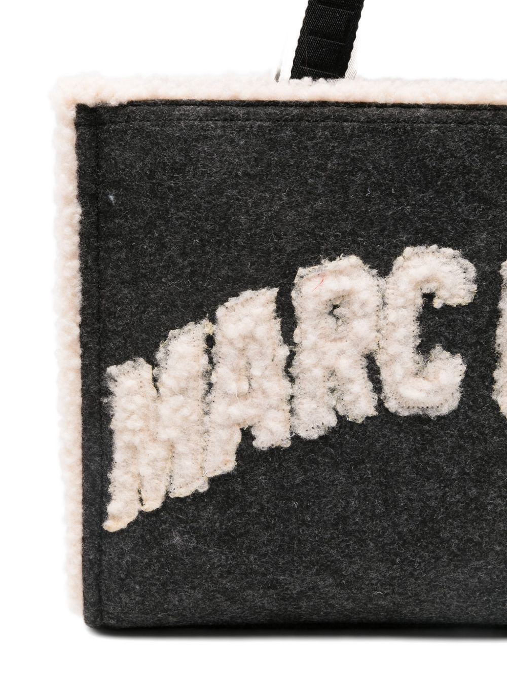 Marc Ellis Borsa a tracolla