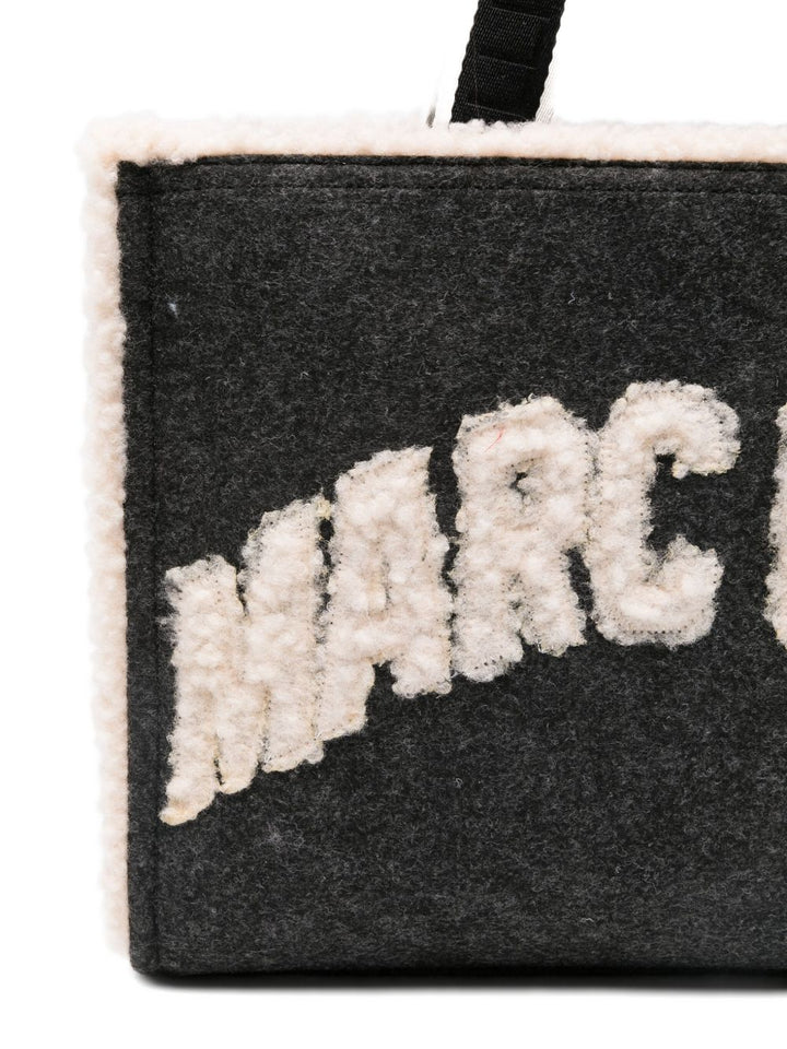 Marc Ellis Borsa a tracolla