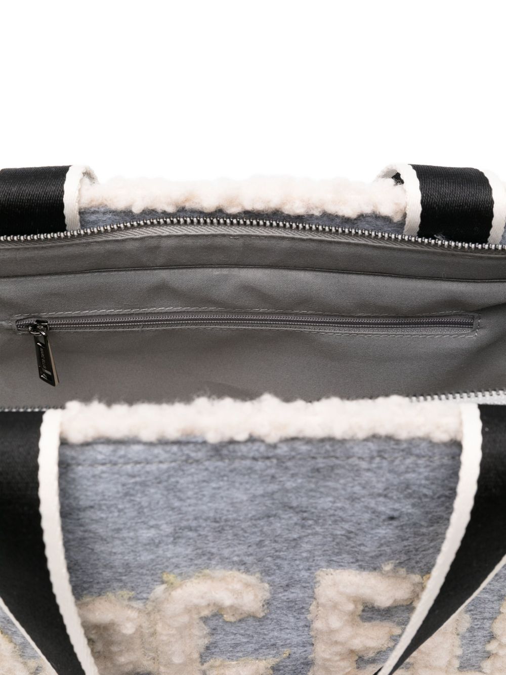 Marc Ellis Borsa a tracolla