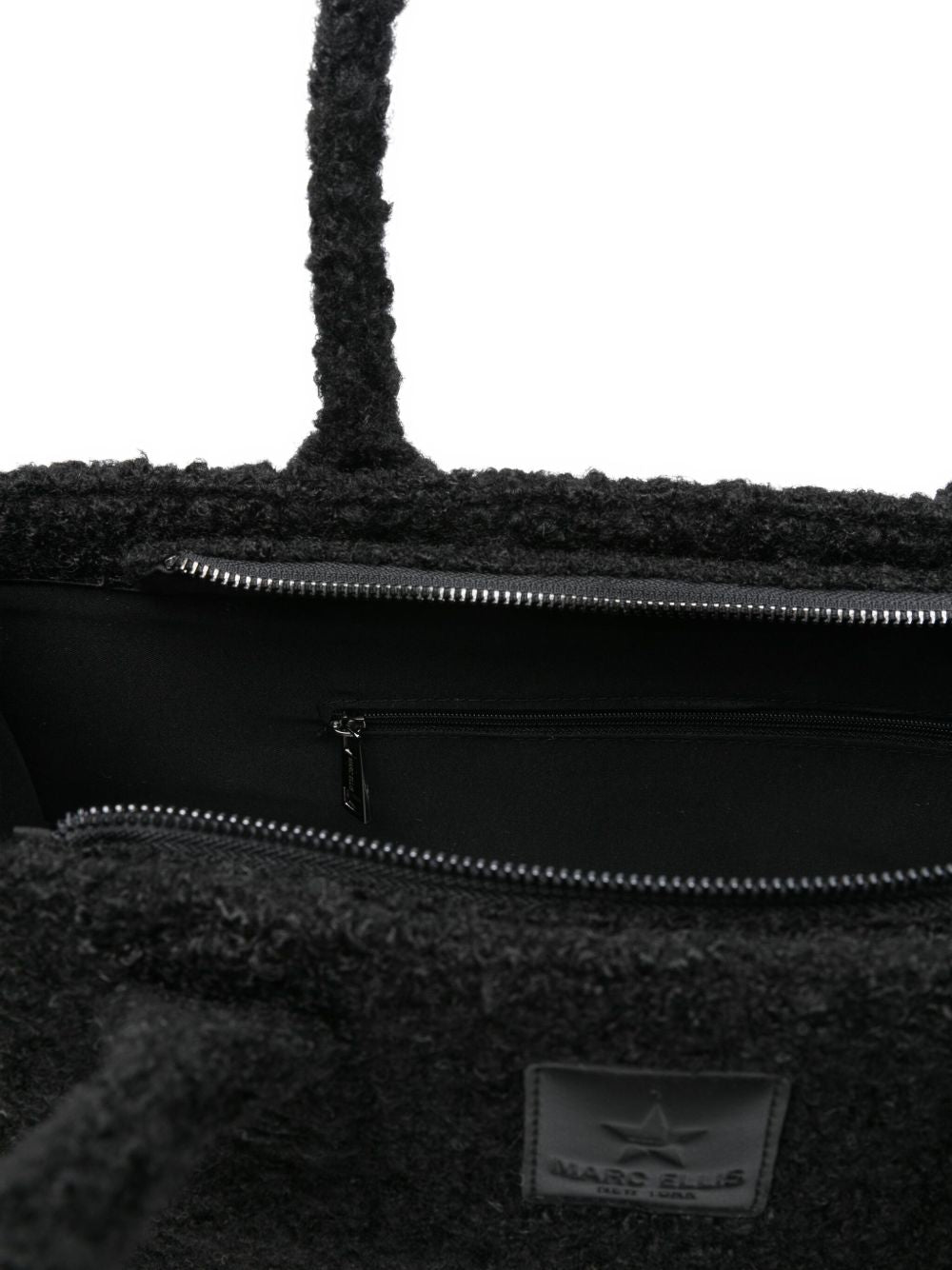 Marc Ellis Borsa a tracolla