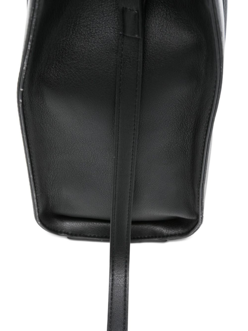 Marc Ellis Borsa a tracolla