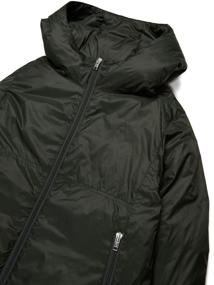 Marni Kids
Parka lungo nero con cappuccio.