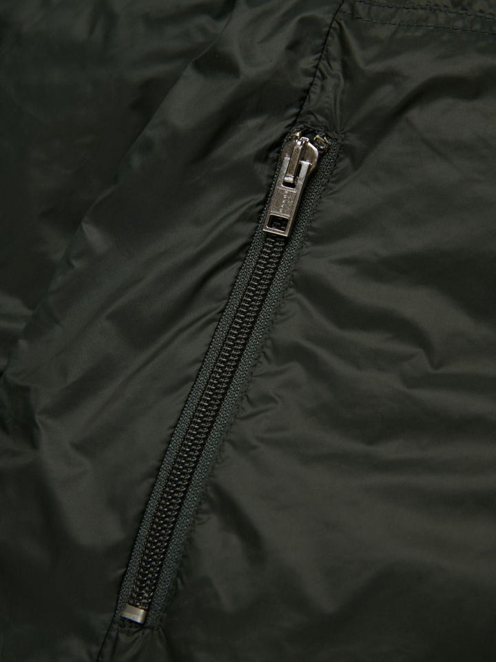 Marni Kids
Parka lungo nero con cappuccio.