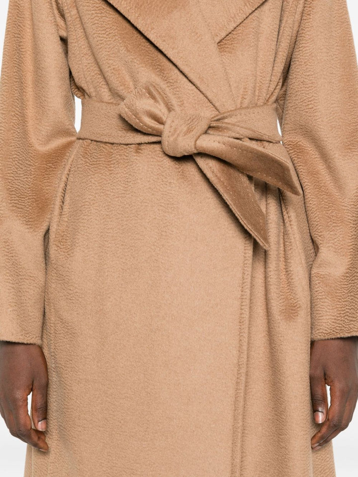 Max Mara
Cappotto con cintura