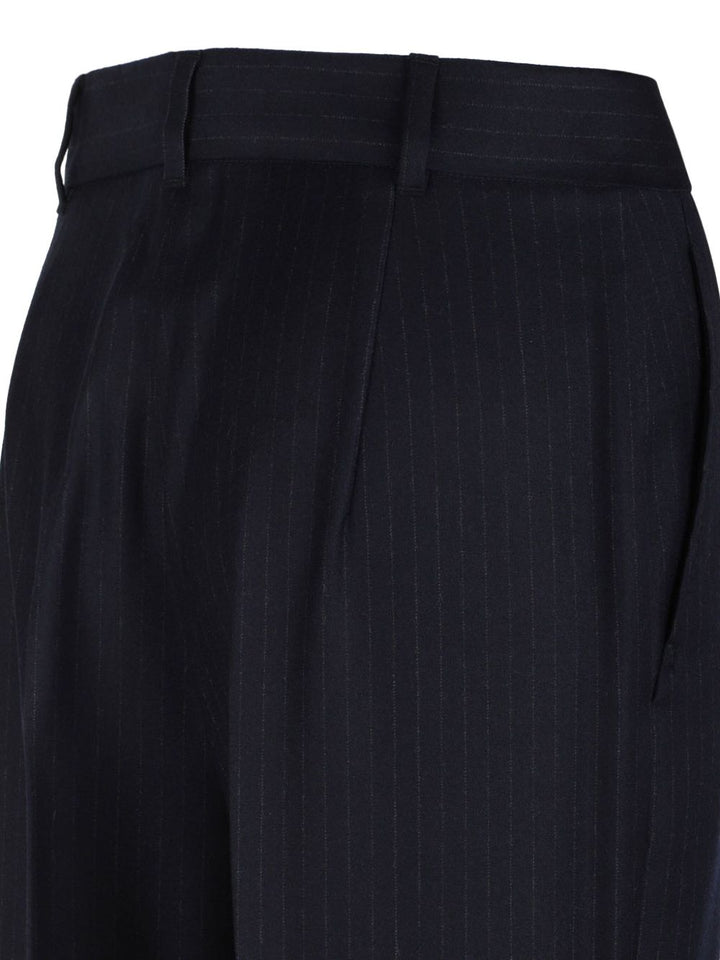 Max Mara
Pantaloni a palazzo gessati