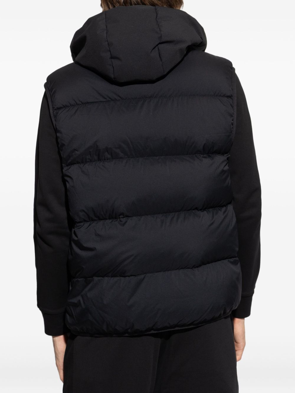 Moncler
Gilet trapuntato con cappuccio
