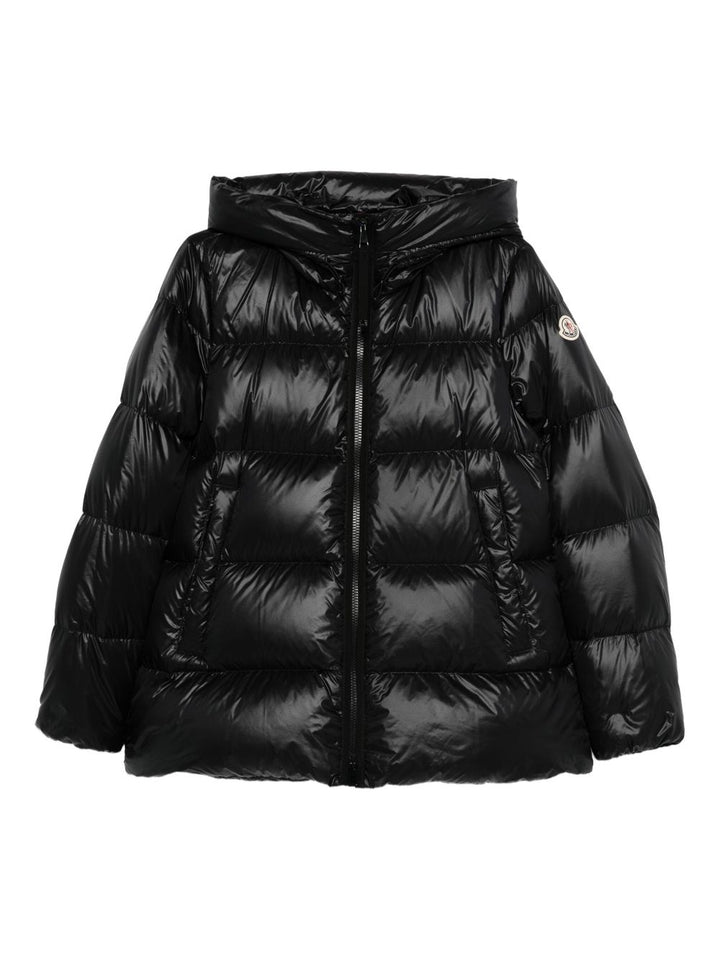 Moncler
Piumino con cappuccio