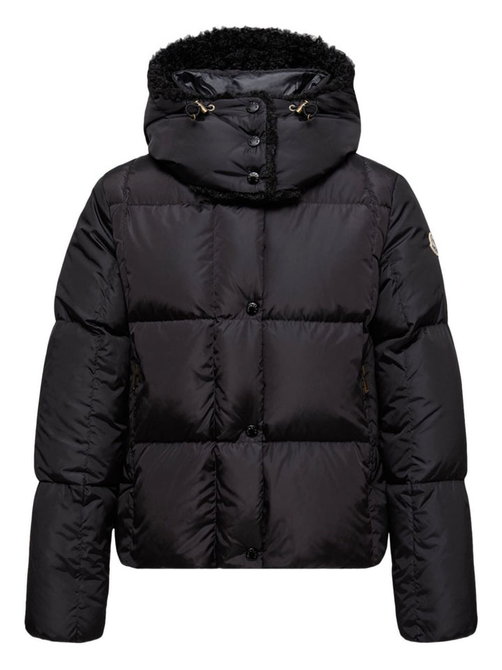 Moncler 
Piumino con cappuccio