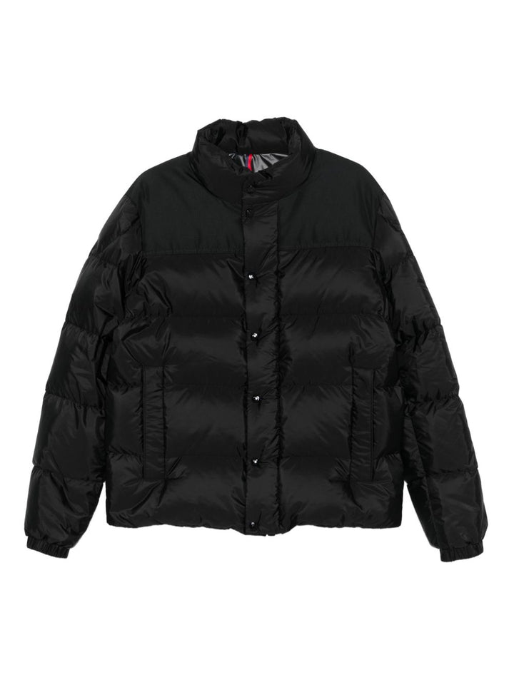 Moncler 
Piumino imbottito nero