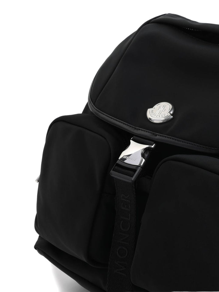 Moncler
Zaino nero