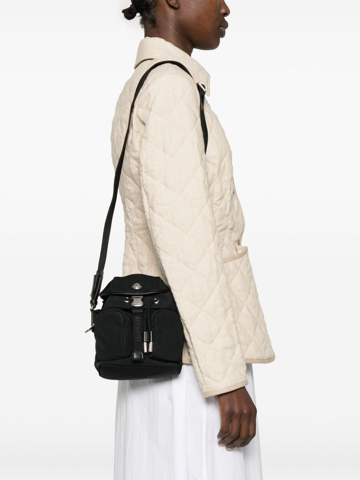 Moncler
Zaino nero con fibbia