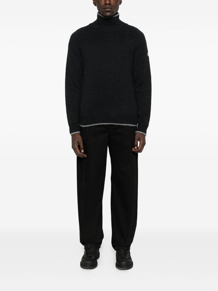 Moncler
Maglione a coste a collo alto