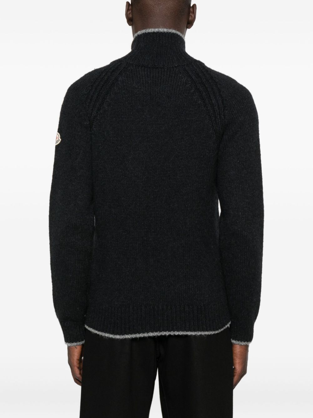 Moncler
Maglione a coste a collo alto