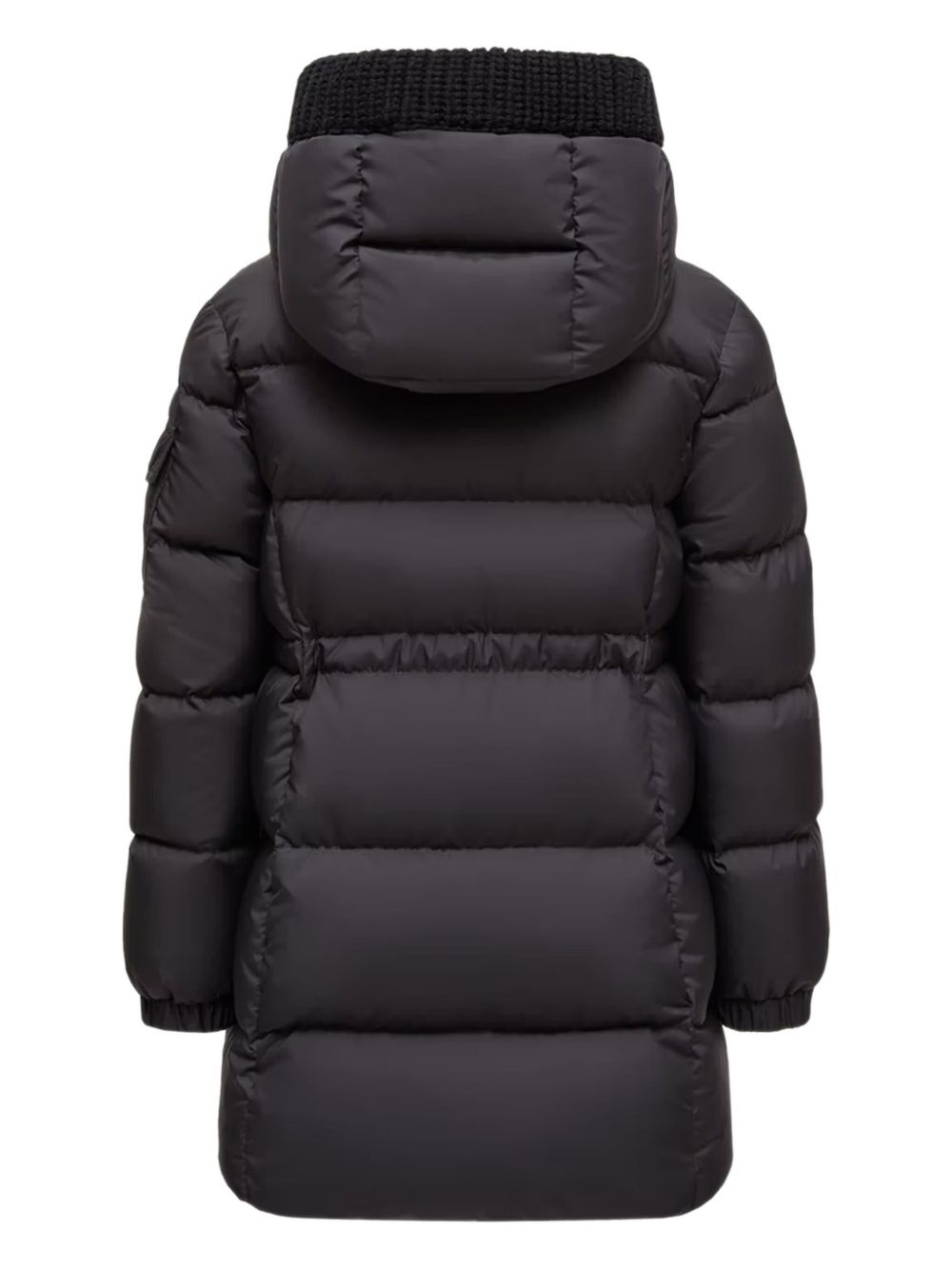 Moncler 
Cappotto imbottito  con cappuccio nero