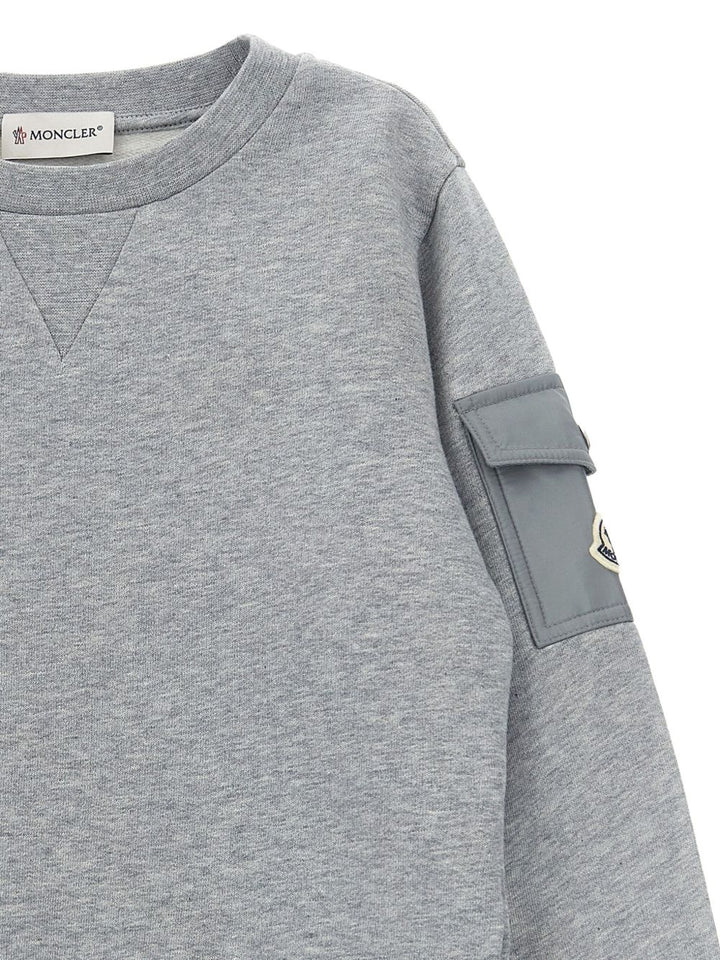 Moncler Enfant
Felpa grigia girocollo