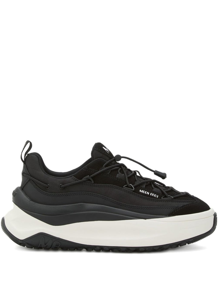 Moon Boot
Sneakers con plateau e logo