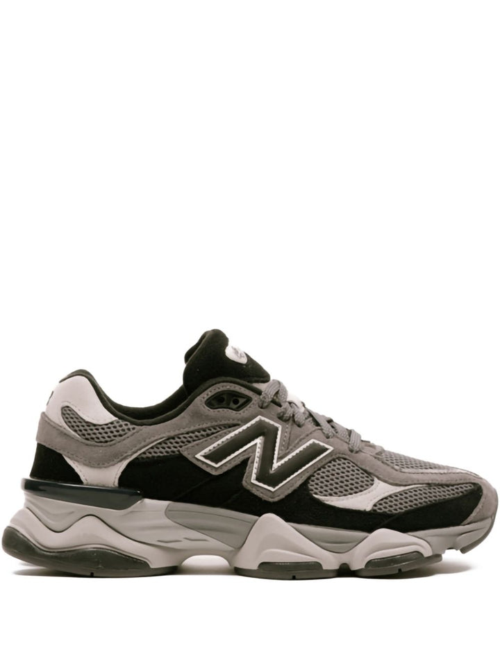 New Balance
9060